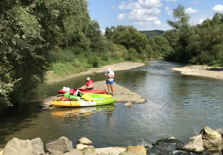 Tarnów: Nad jaką rzeką leży? Odkryj Białą i Dunajec!