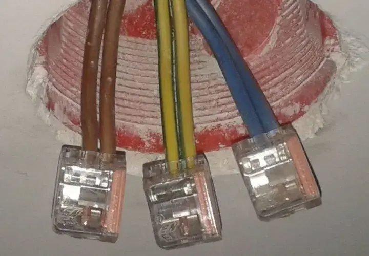 Jaki kabel do inwertera? Wybierz odpowiedni przewód dla swojej instalacji