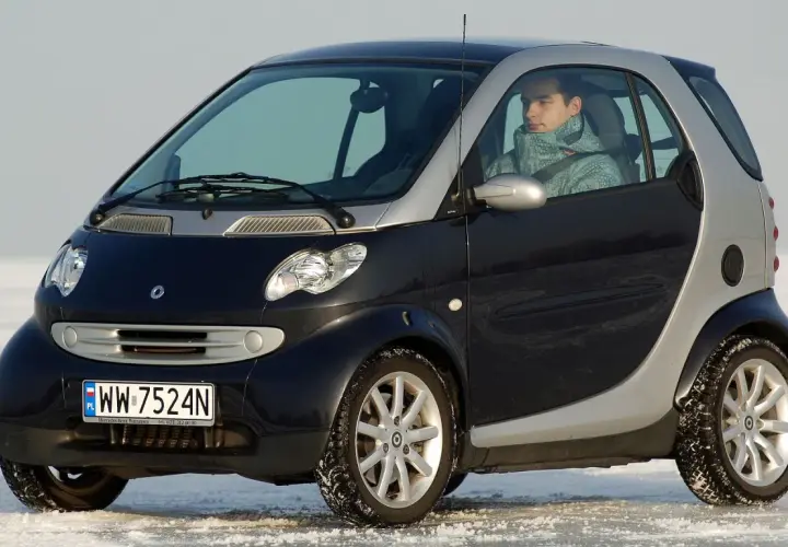 Pojemność baku Smart – porównanie modeli i ich efektywność paliwowa