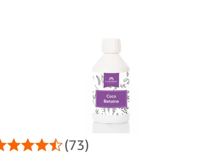 Botella blanca con etiqueta morada que dice "Coco Betaine". Descubre qué es la betaina y sus usos.