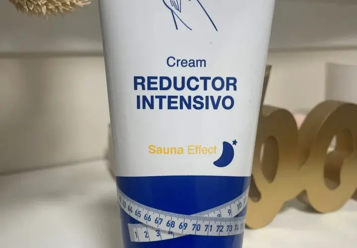 Crema reductora intensiva con efecto sauna. Ideal para tu rutina de cuidado corporal, como la crema anticelulítica Mercadona.