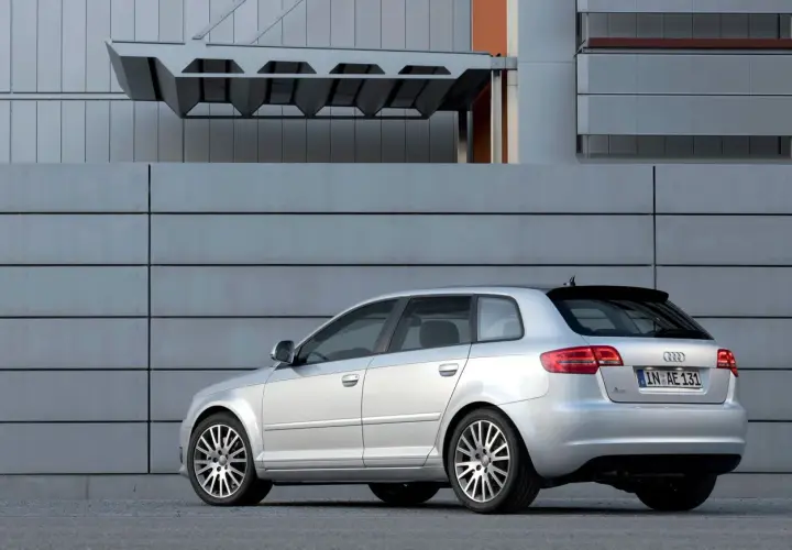 Pojemność baku Audi A3 8P 2.0 TDI – co musisz wiedzieć o wersjach