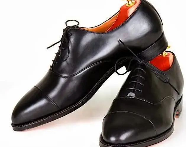 Zapatos de traje: Domina la elección y eleva tu elegancia