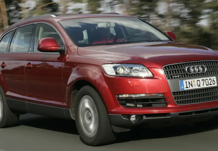 Audi Q7 cena: Od 40 tys. do 500 tys. co wpływa na koszt?