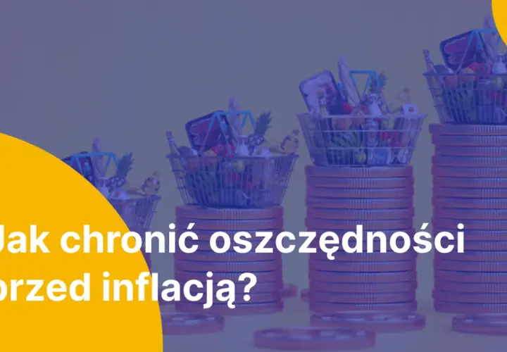 Jak chronić pieniądze przed inflacją? Stosy monet z koszykami zakupowymi symbolizują wzrost cen.