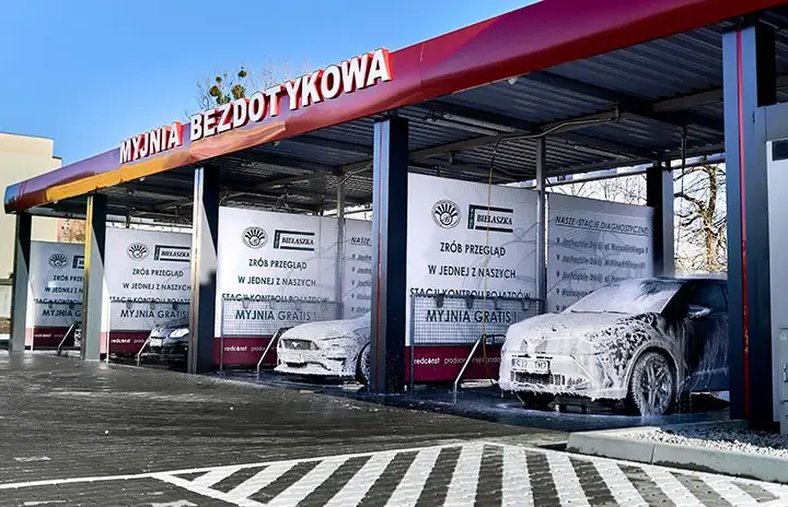 Ile kosztuje myjnia bezdotykowa? Pełny kosztorys i zwrot inwestycji