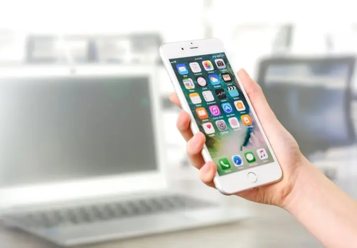 Jak obstawiać w aplikacjach bukmacherskich na telefon?