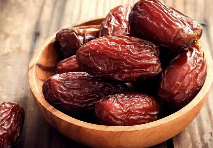 Co warto przywieźć z Dubaju: 8 najlepszych pamiątek i lokalnych produktów