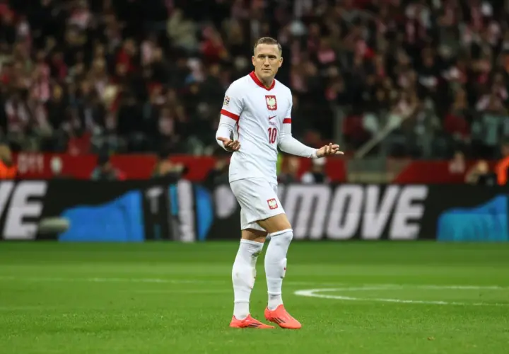 Zieliński – ile naprawdę zarabia? Szokujące szczegóły o jego dochodach