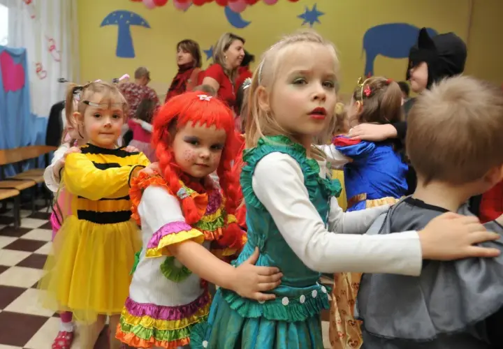 Karnawał w domu? Zabawy dla dzieci i rodziców, które pokochacie!