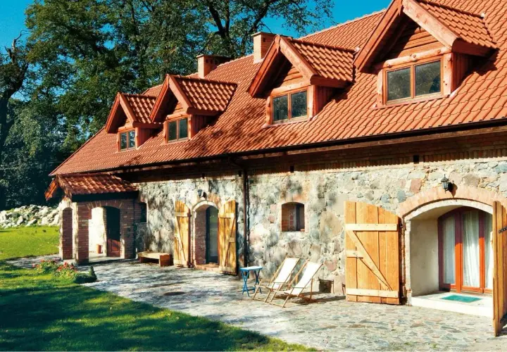 Adaptacja budynku gospodarczego na dom: przewodnik krok po kroku