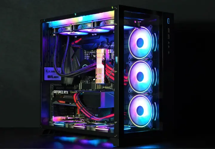 Komputer PC: Co to jest i jak wybrać najlepszy do gier?