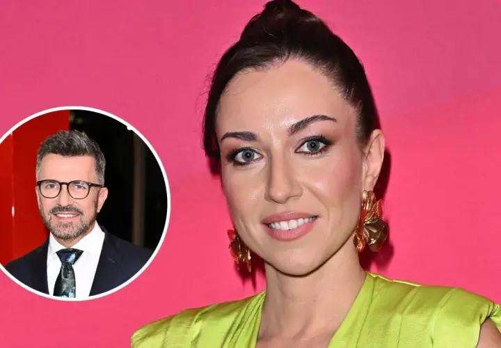 Dominika Komarnicka wiek i jej uśmiech na tle różu. Obok niej w okręgu widać mężczyznę w okularach.