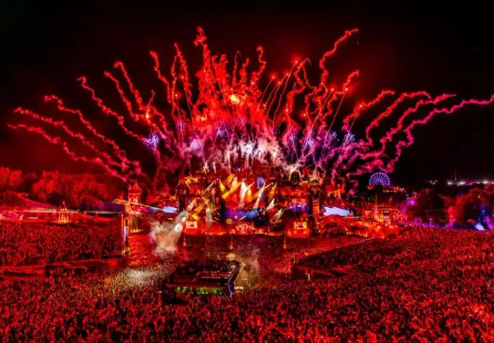 Ile zarabia DJ na Tomorrowland? Od 2 tys. do miliona!