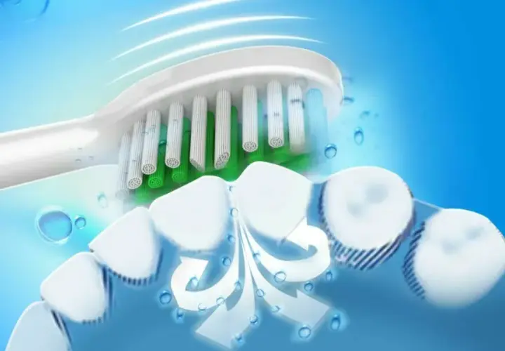 Szczoteczka Oral-B czy soniczna: Która lepiej zadba o Twoje zęby?