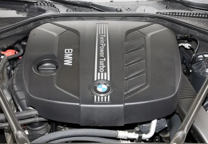 BMW F10: jak wybrać idealny silnik? Porównanie i opinie