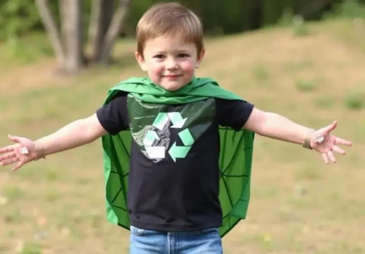 Strój z recyklingu: Zrób to sam! Pomysły krok po kroku na eko-bal