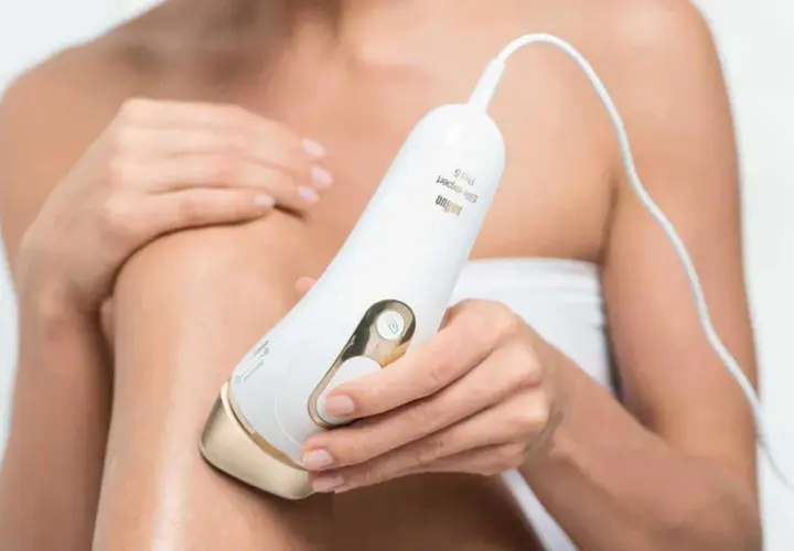 Depilator laserowy w domu: Jak używać IPL i mieć gładką skórę?