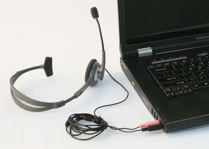 Jak podłączyć mikrofon do laptopa – uniknij problemów z dźwiękiem