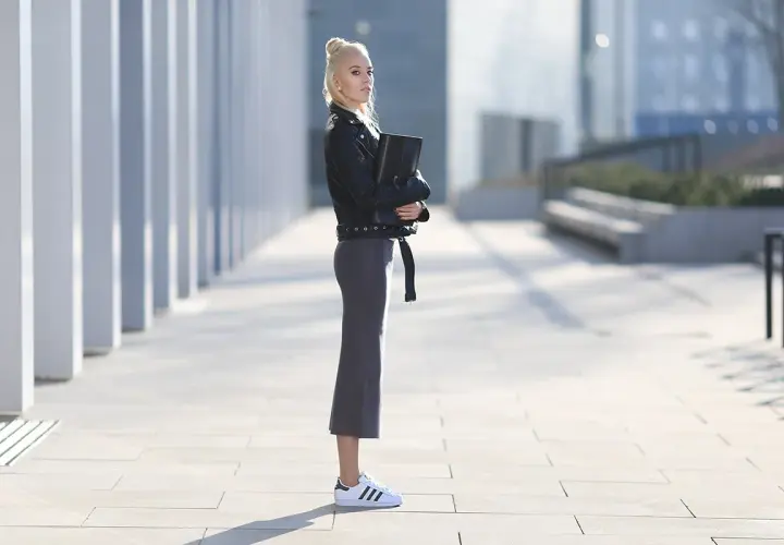 Stylizacje z adidas Superstar: Jak stworzyć modne i wygodne outfity