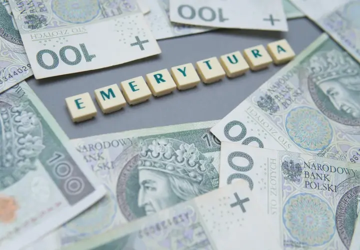 Emerytura po 45 latach pracy na najniższej krajowej: Ile wynosi?
