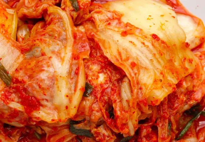 Jak przygotować kimchi? Prosty przepis i sekrety fermentacji!