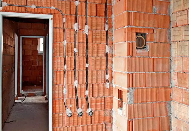 Jak wykonać instalację bezpuszkową oświetlenia: Poradnik krok po kroku