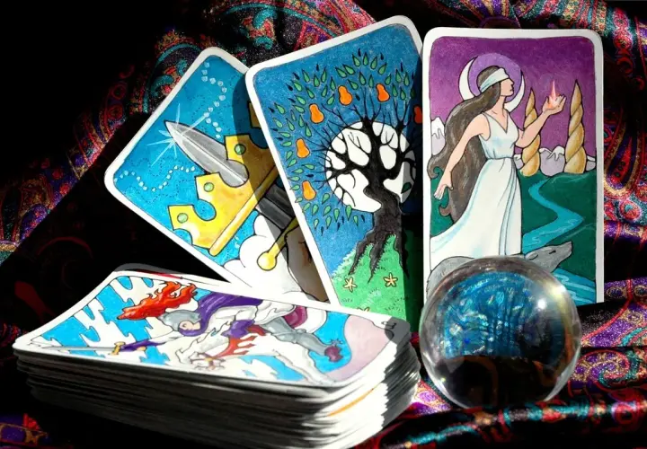 Na czym polega tarot i jak może zmienić twoje życie na lepsze