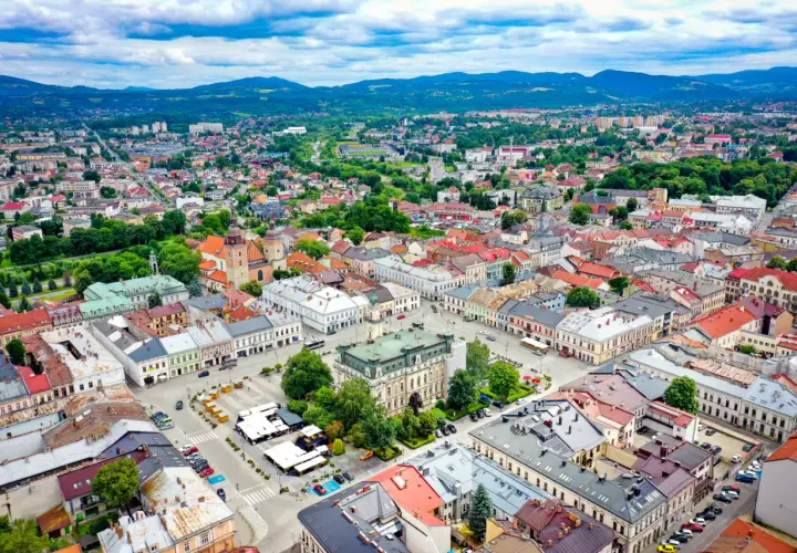 Nowy Sącz: Co zobaczyć? Odkryj perły Małopolski w 1 dzień lub weekend!
