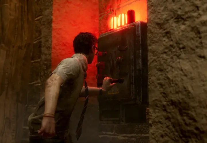 Un survivant ajuste la configuration d'un générateur dans Dead by Daylight, sous une lumière rouge menaçante.