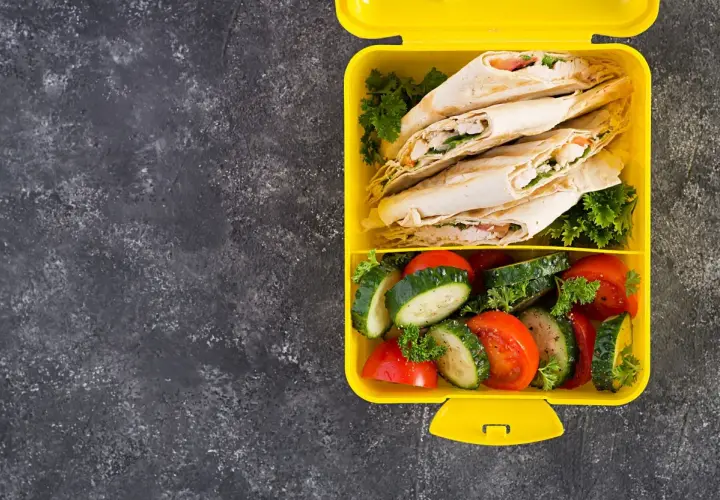 Obiad do pracy: Meal prep, bowle, na zimno jedz zdrowo i tanio!
