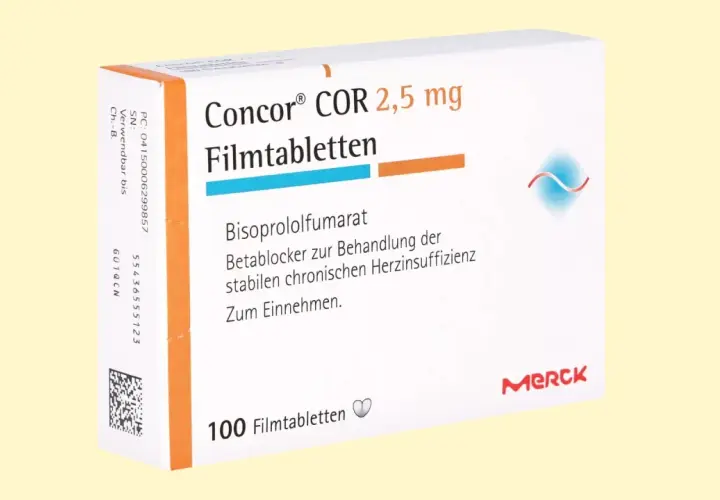 Opakowanie leku Concor COR 2,5 mg, zawierające 100 tabletek powlekanych, stosowanych w leczeniu przewlekłej niewydolności serca.