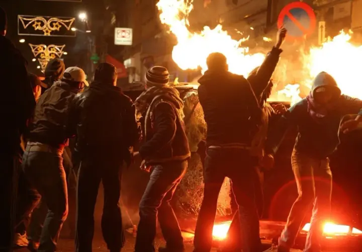 Czy Paryż płonie cda - Gdzie obejrzeć film online bez problemów?