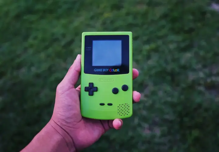 Gdzie kupić stare gry? Odkryj najlepsze miejsca na retro zakupy