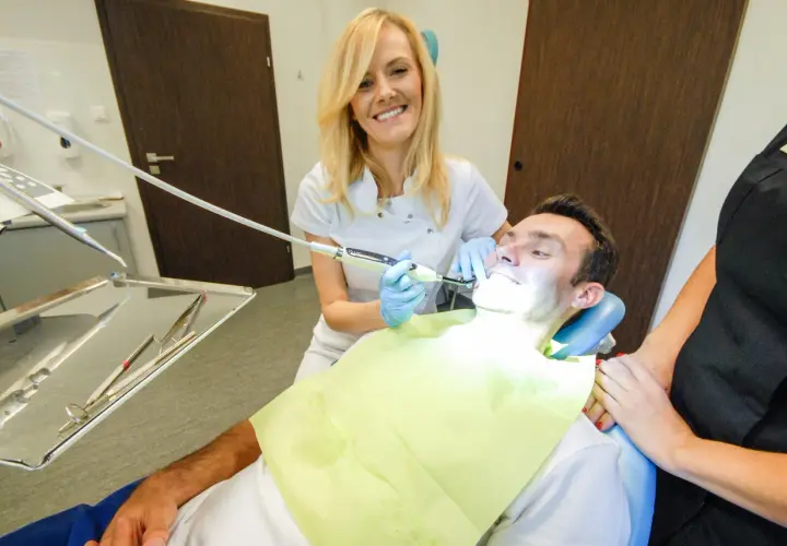 Jak pokonać strach przed dentystą i cieszyć się zdrowym uśmiechem