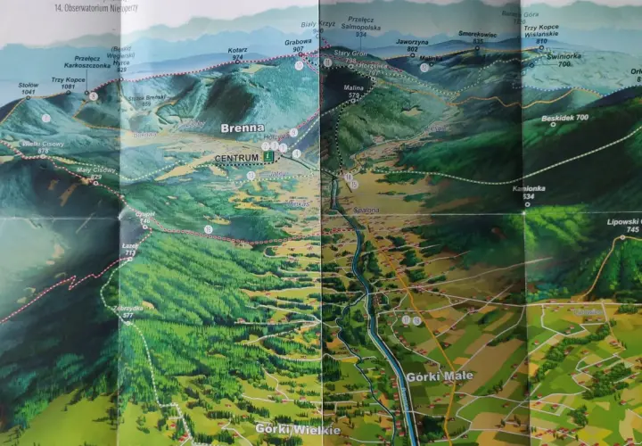 Mapa turystyczna z zaznaczonymi szlakami z Brennej, ukazująca góry, doliny i miejscowości.
