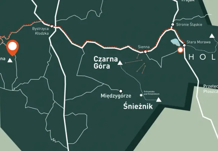 Mapa szlaków turystycznych. Zaznaczona trasa prowadzi przez Bystrzycę Kłodzką, Czarną Górę i Śnieżnik. Punktem docelowym jest Jagodna.