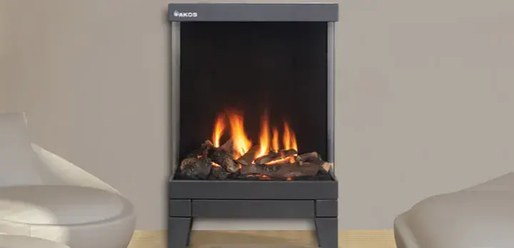 Jaki kominek do salonu 40m² wybrać? Porównanie typów, mocy i designu dla efektywnego ogrzewania