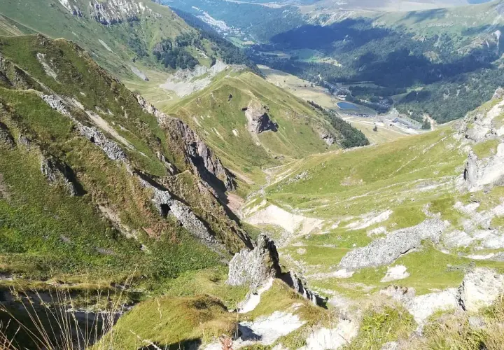 Puy de Dôme: 5 fascynujących faktów o legendarnym wzniesieniu