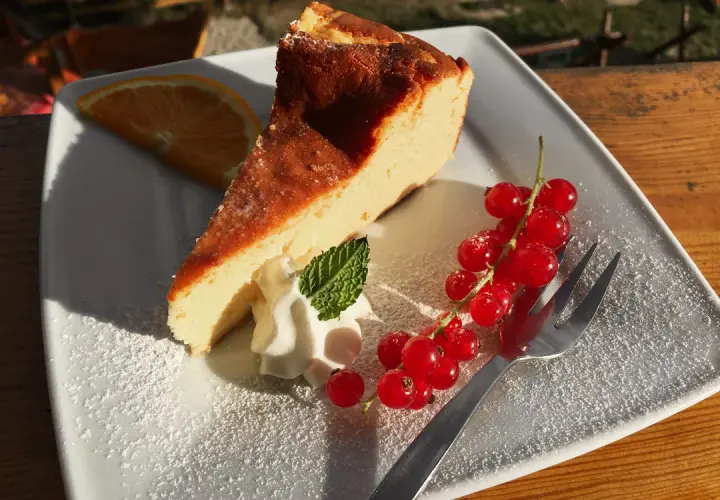 Smakowite menu bacówki jamna: poznaj regionalne specjały i ceny