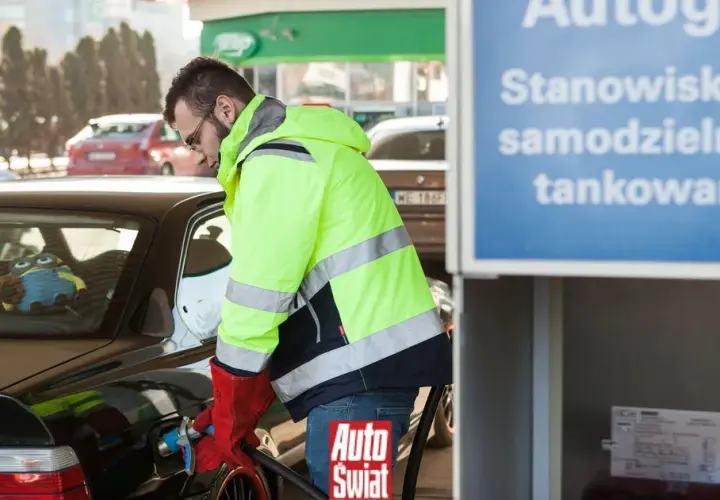 CNG i hybryda – co to jest i jak wpływają na środowisko?