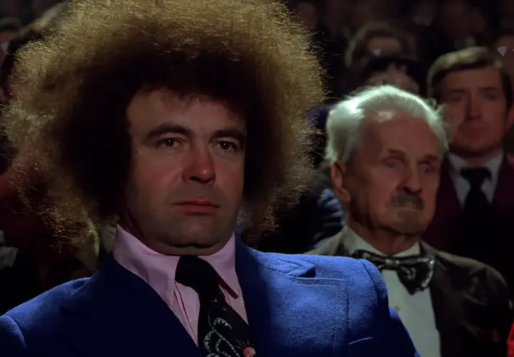 Miś reżyser: Stanisław Bareja i jego kultowy film, który zaskakuje