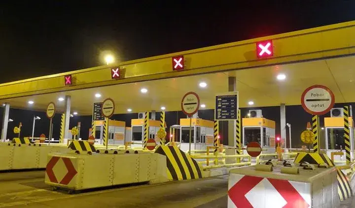 Ile kosztuje autostrada A2? Sprawdź opłaty i oszczędź na podróży