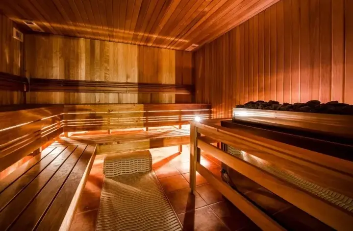 Czy sauna pomaga w odchudzaniu? Odkryj prawdę o jej skuteczności