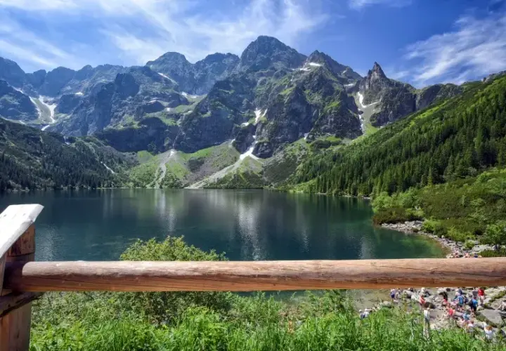 Niezapomniane atrakcje w Dolinie Demianowskiej, które musisz zobaczyć