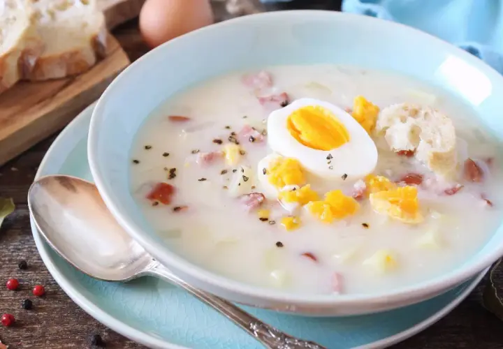 Żurek z zakwasu chlebowego to smak polskich świąt na Twoim stole!