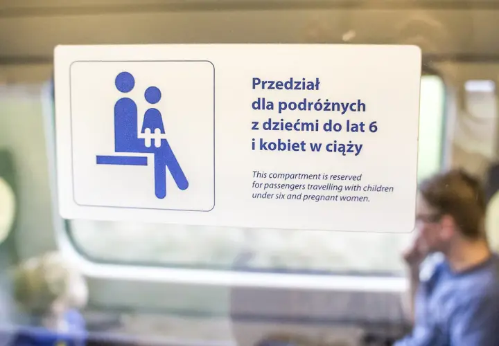 Pendolino: przedział rodzinny dla podróżnych z dziećmi do lat 6 i kobiet w ciąży.