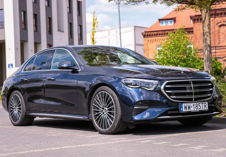 Mercedes Klasy E (W214, W213, W212): Ceny, opinie, czy warto?