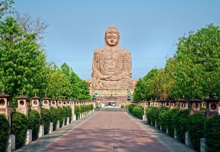 Gdzie mieszka Budda? Kluczowe miejsca związane z jego życiem i naukami