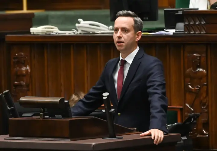 Co to jest konwent seniorów i jak wpływa na polski parlament?